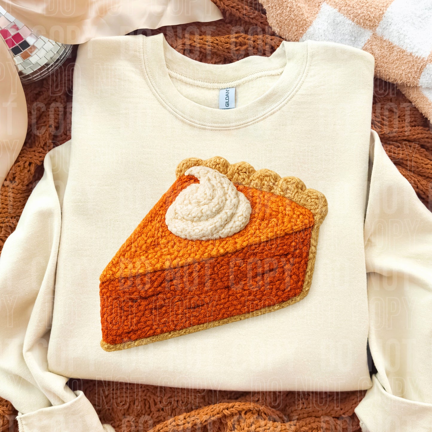 Faux Yarn Pumpkin Pie Slice 00253