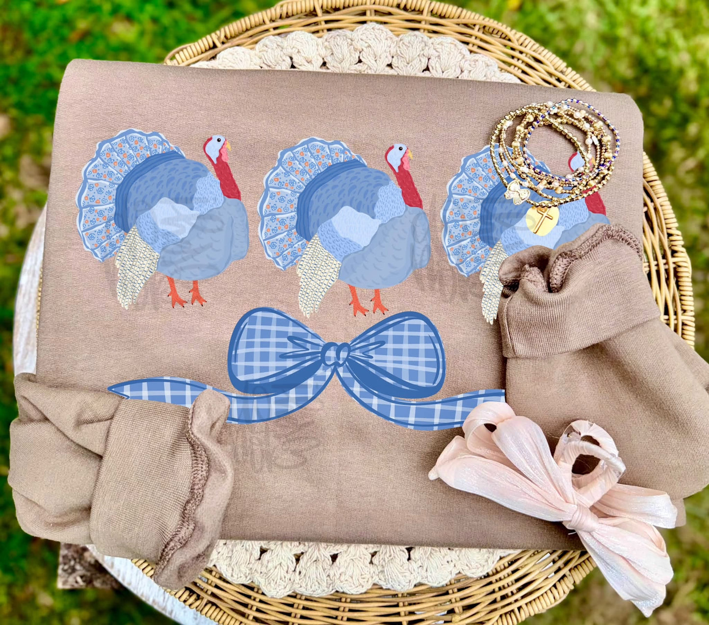 Grandmillennial Turkeys Bow 09289