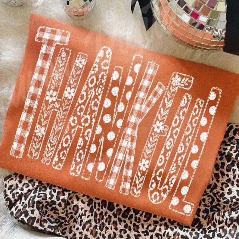White Pattern Sketch Thankful 09562