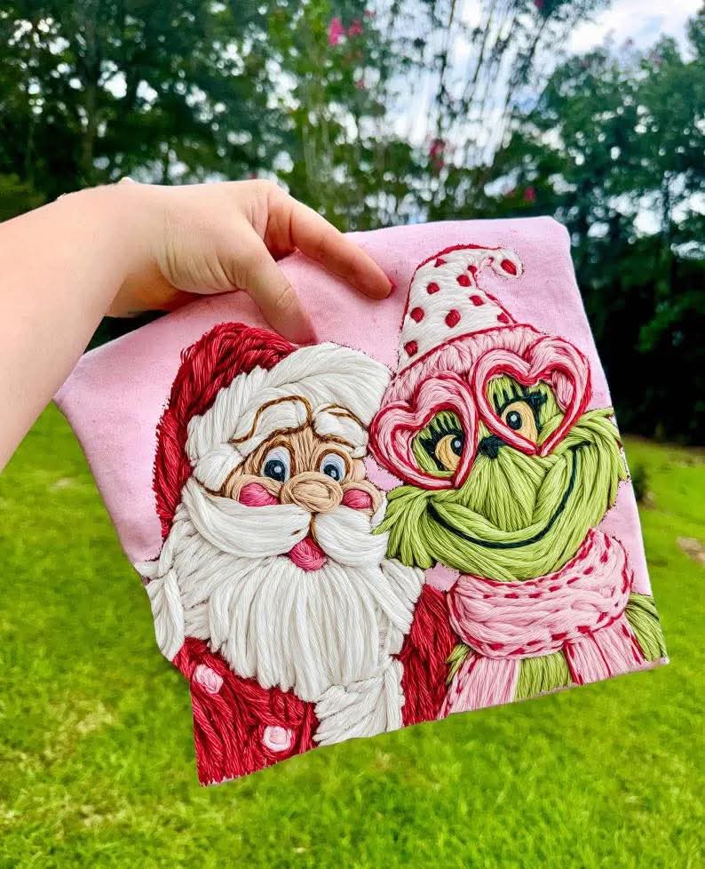 Santa + Green Guy Heart Glasses Faux 06769