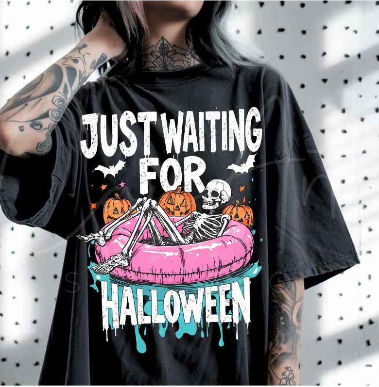 Just Waiting for Halloween 01534