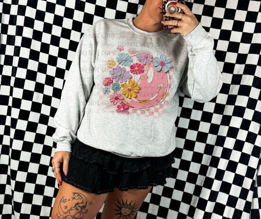 Faux Painted Floral Smiley 07977