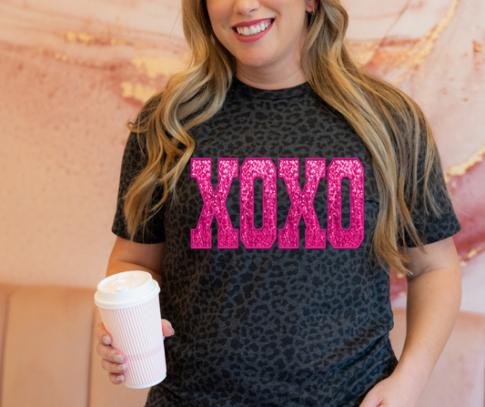 Faux Pink XOXO DTF Transfer 05522