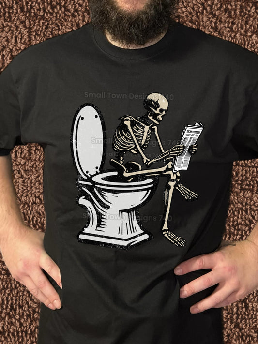 Skeleton on Toilet 05137
