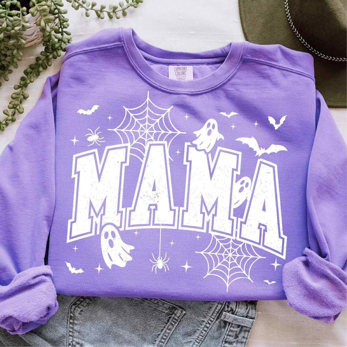 Spooky Mama White 00699