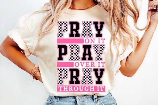 Pink Checkered Pray On It Over It Through It 01721