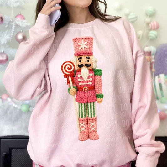Faux Yarn Nutcracker 00180