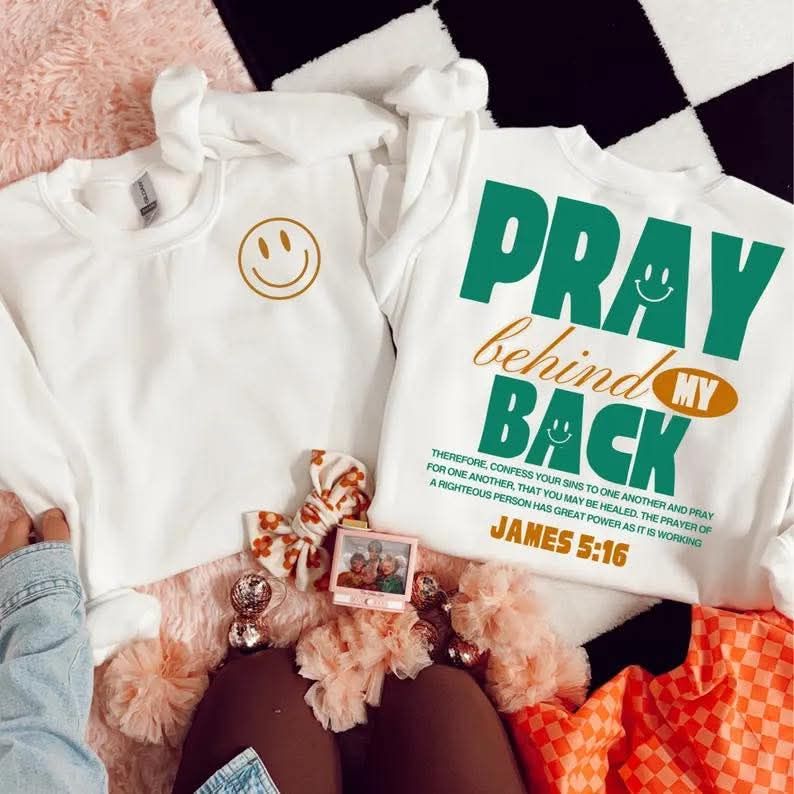 Pray Behind My Back (POCKET INCLUDED) 07387