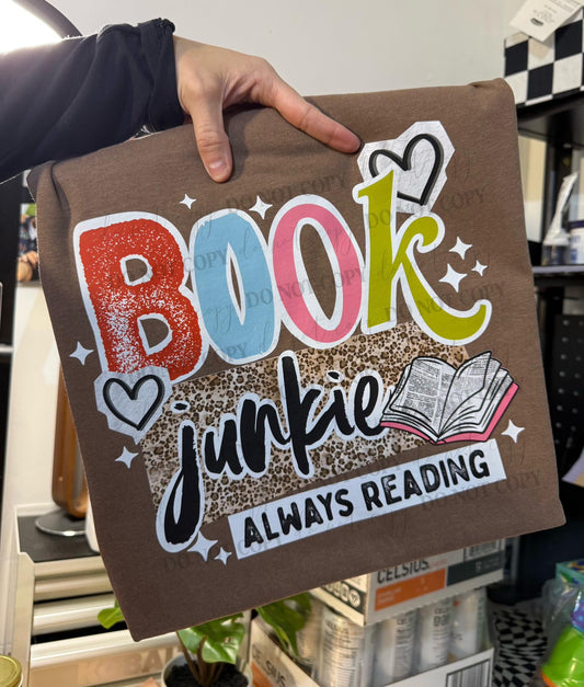 Book Junkie Always Reading 07248
