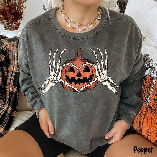 Skellie Heart Hand Pumpkin 09027