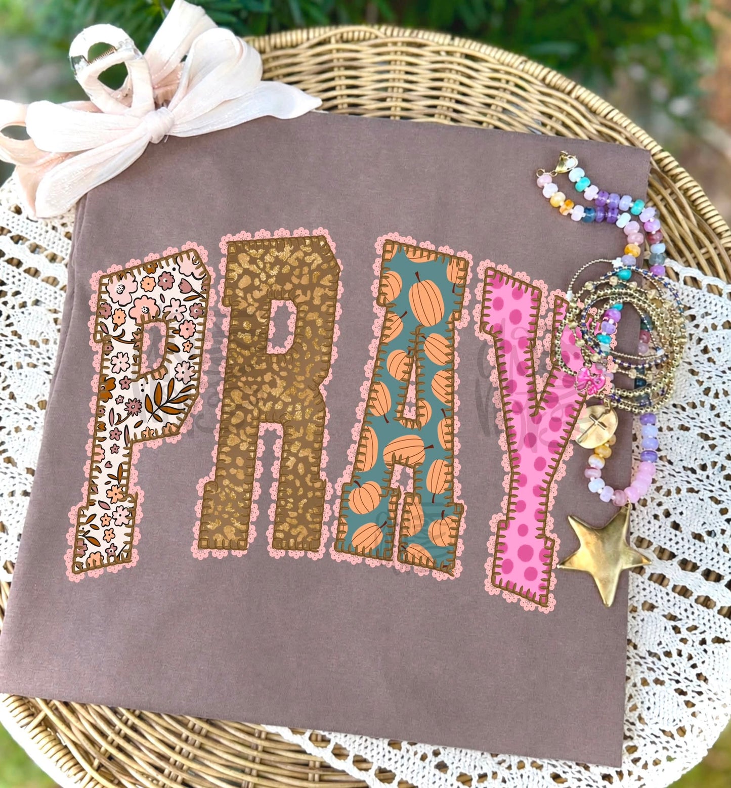 Pray Fall 09165