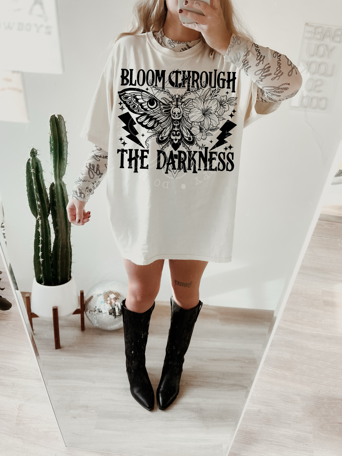 Bloom Through the Darkness 00327