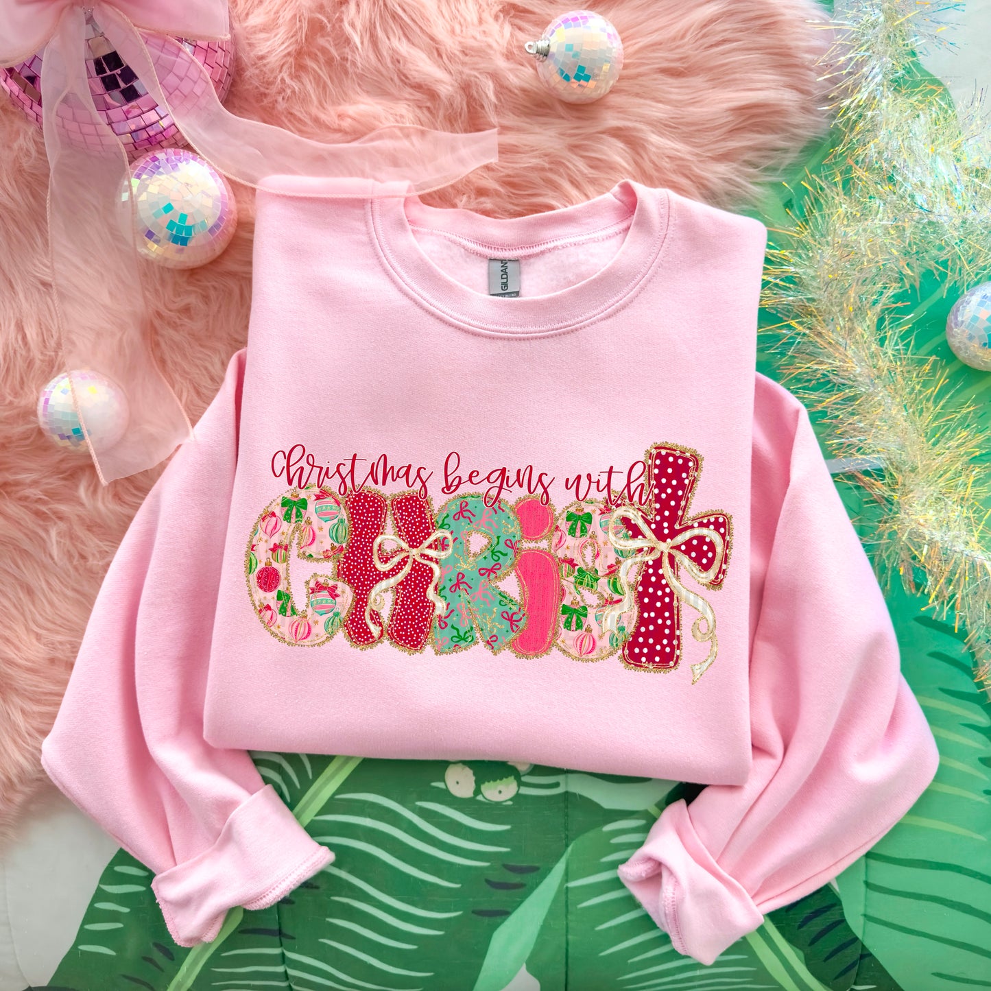 Christmas Lace Christ 06634