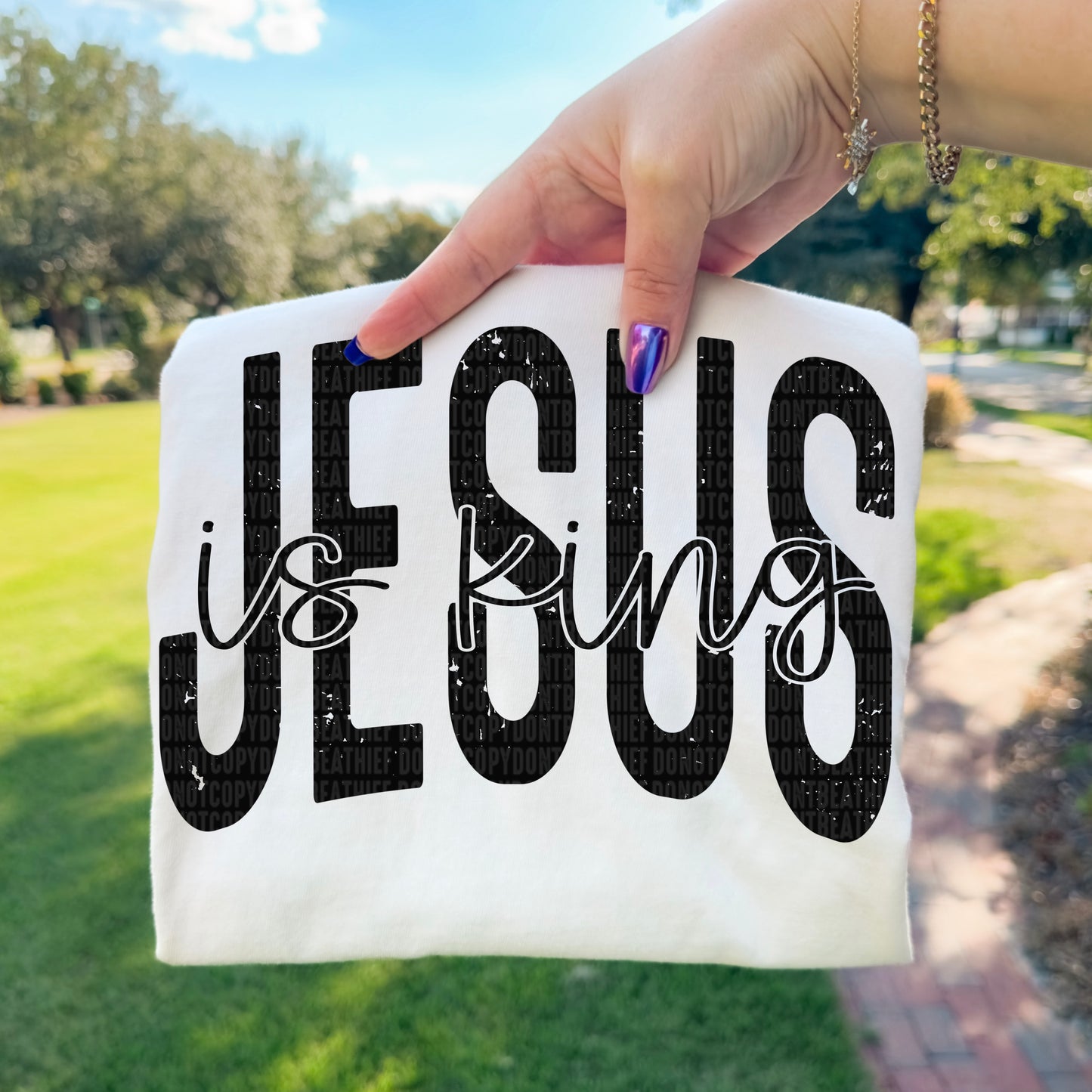Jesus Is King Black 00097