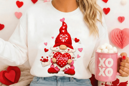 Faux Yarn Valentine Gnome 07416